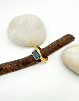 Isabel London Blue Topaz Yüzük