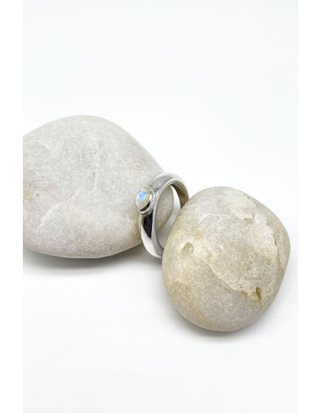 Luna Aytaşı Yüzük Luna Aytaşı Yüzük