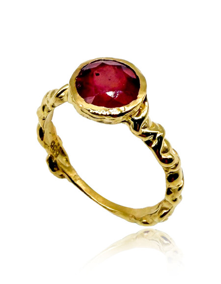 Ophelia Yakut Taşlı Altın Yüzük