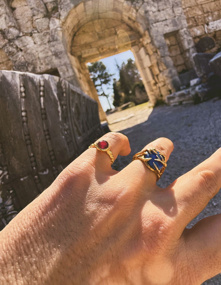 Ophelia Yakut Taşlı Altın Yüzük